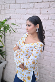 Elegant White V-Neck Floral Print Full-Sleeve Casual Top